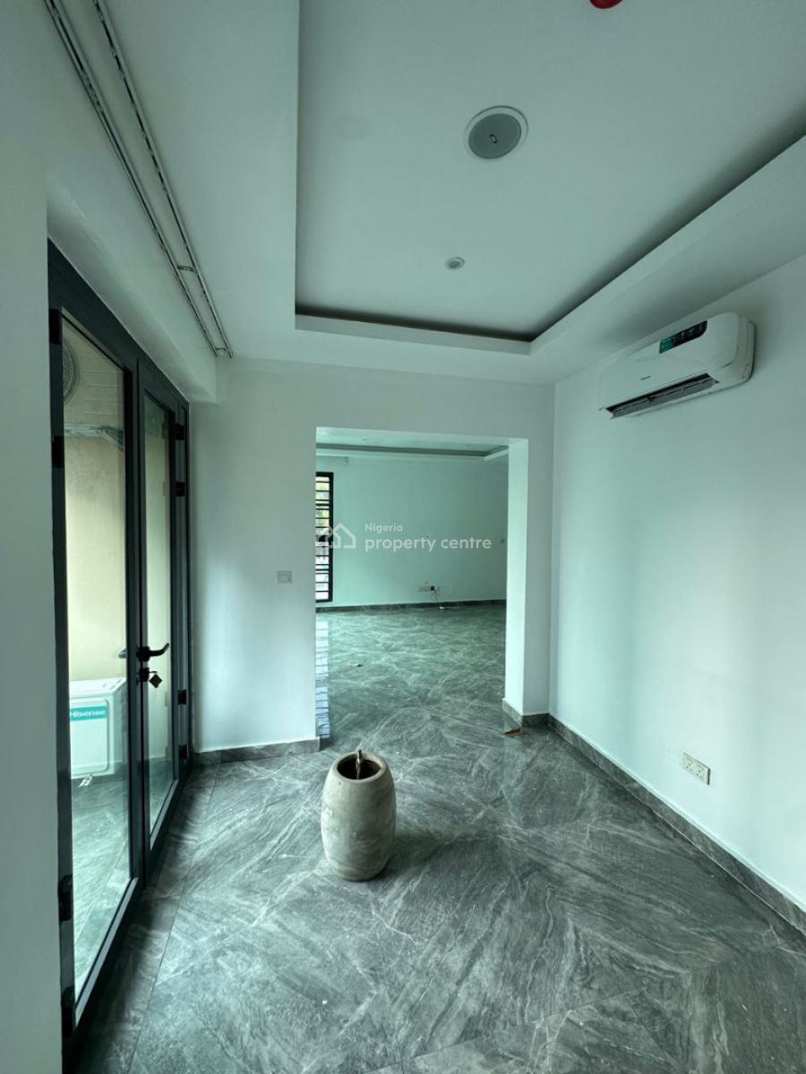 3 Bed Apartment + Bq with Pool, Gym & Elevator, Ikoyi, Lagos, Flat / Apartment for Rent