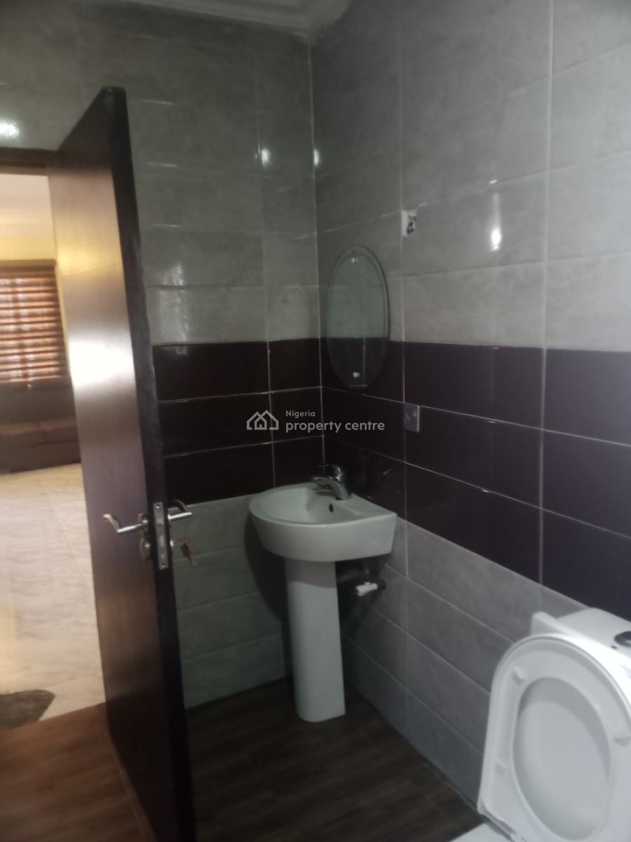 Executive Top Class Luxury Hotel and Suit, Along Adeba Road, Lakowe, Ibeju Lekki, Lagos, Hotel / Guest House for Sale