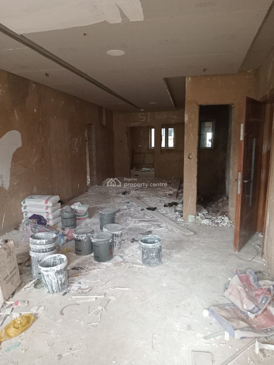 a Brand New Spacious 2 Bedroom Flat + 1bq, Utako, Abuja, Flat / Apartment for Sale