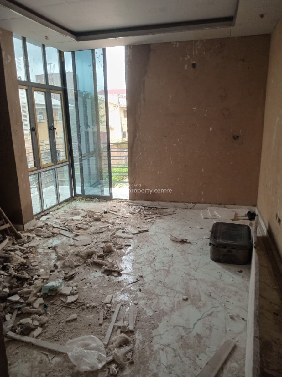 a Brand New Spacious 2 Bedroom Flat + 1bq, Utako, Abuja, Flat / Apartment for Sale
