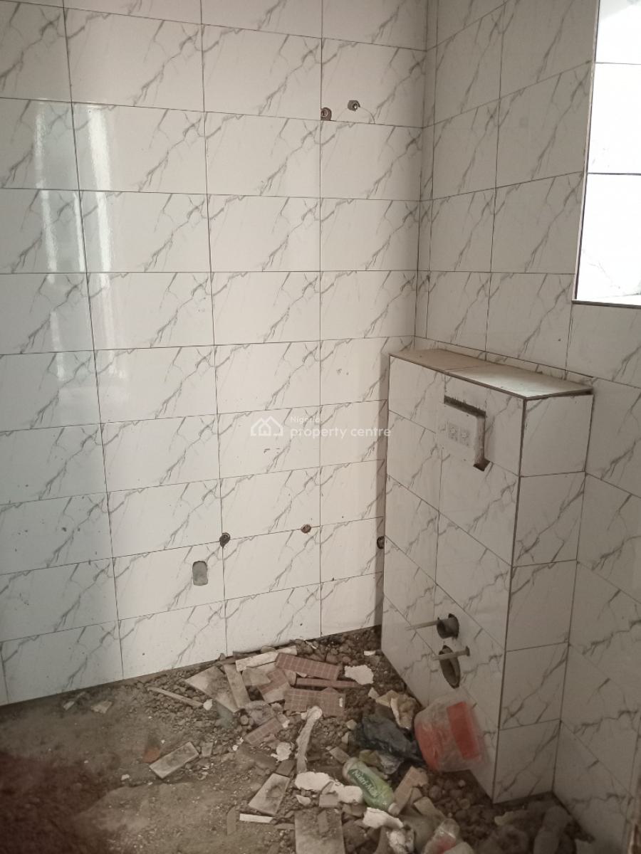 a Brand New Spacious 2 Bedroom Flat + 1bq, Utako, Abuja, Flat / Apartment for Sale
