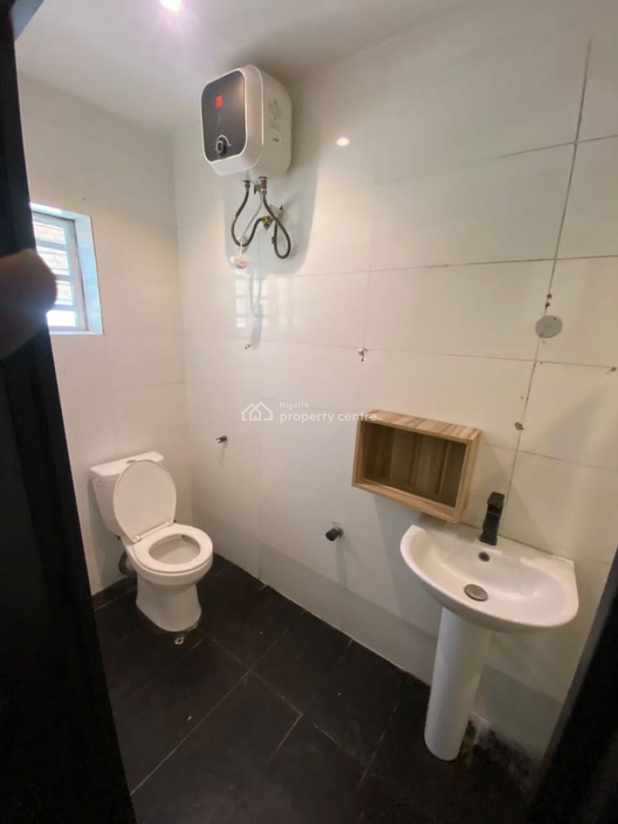 an Exquisite 2 Bedroom Apartment, Lekki Phase 1, Lekki, Lagos, Flat / Apartment for Rent