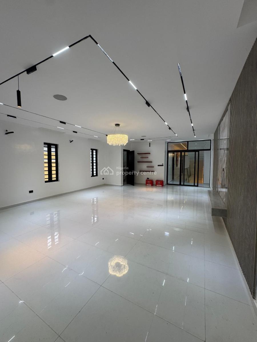 Stunning 5-bedroom Duplex Located in a Serene and Secured Estate, Chevron, Lekki, Lagos, Detached Duplex for Sale