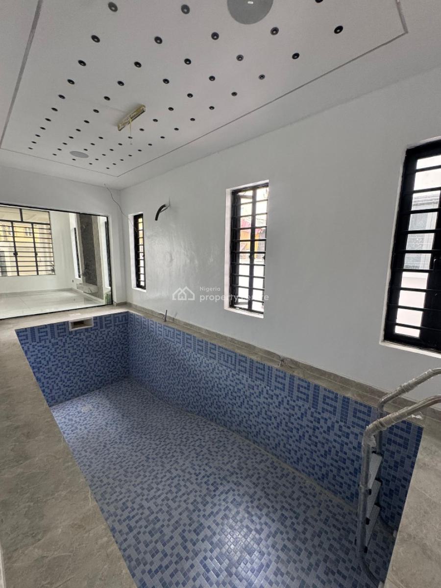 Stunning 5-bedroom Duplex Located in a Serene and Secured Estate, Chevron, Lekki, Lagos, Detached Duplex for Sale