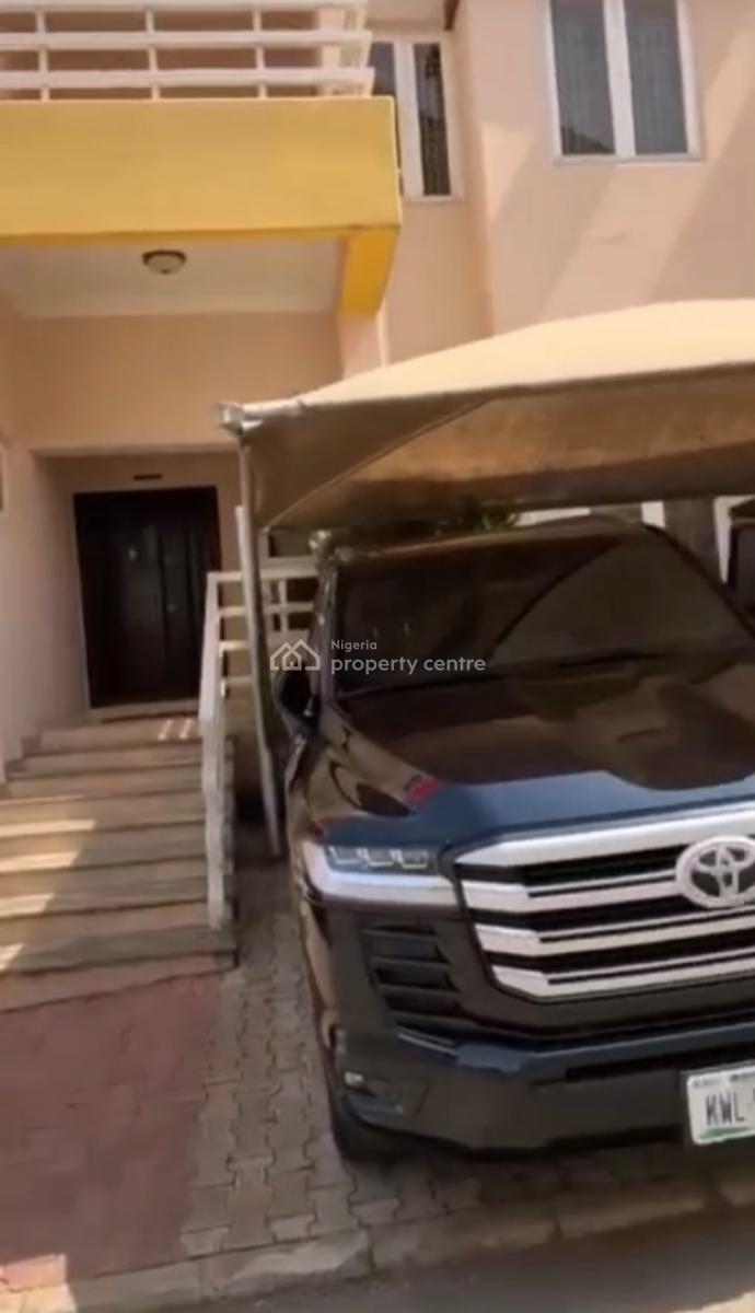 Four Units of 4 Bedroom Terrace Duplexes, Guzape District, Abuja, Terraced Duplex for Sale