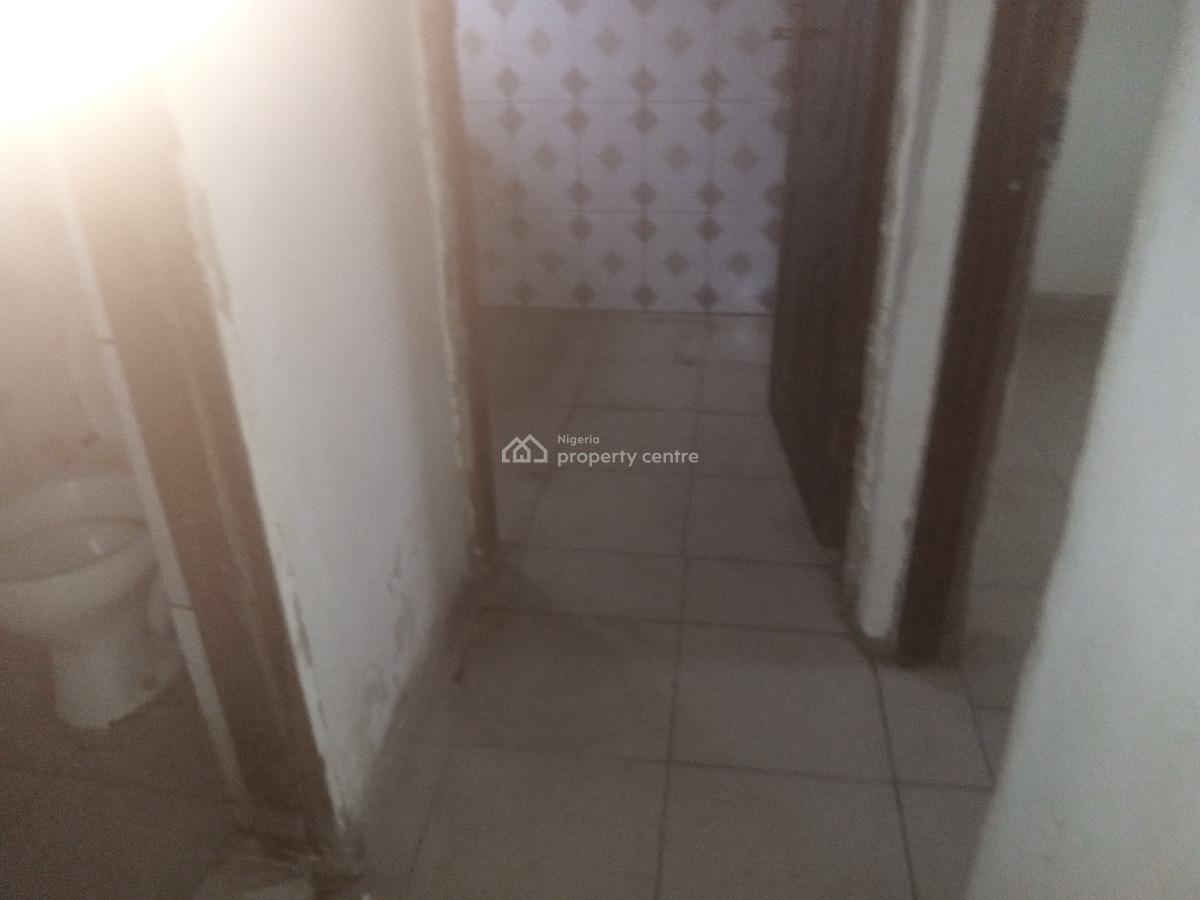 One Bedroom Flat, Berger Quarry Road, Mpape, Abuja, Mini Flat (room and Parlour) for Rent