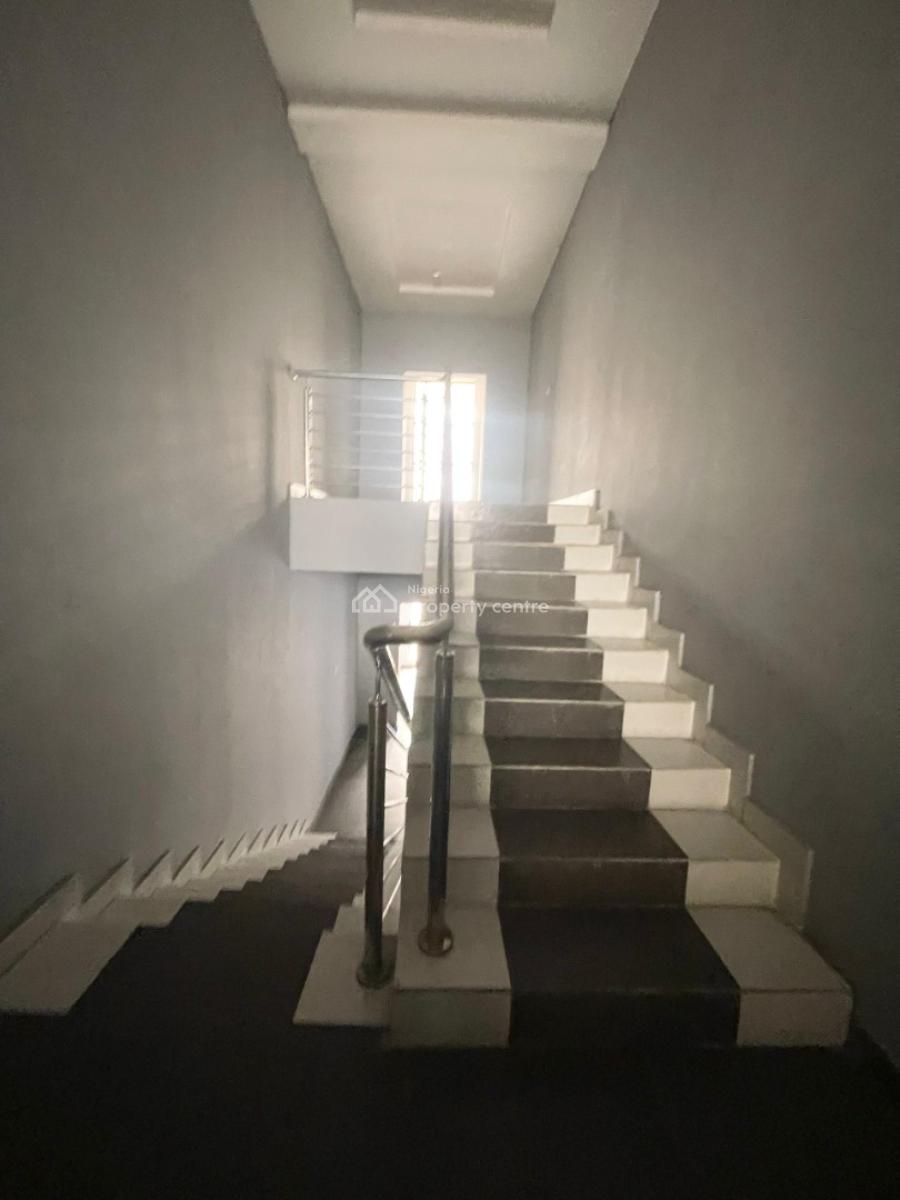 Luxurious 3 Bedroom Flat Ensuit with Bq, Gym,camera, Extension, Ikota, Lekki, Lagos, Flat / Apartment for Rent