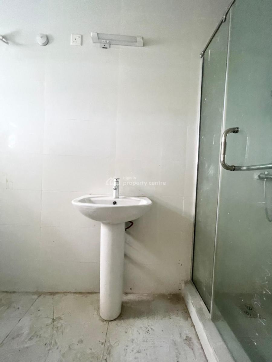 Luxurious 3 Bedroom Flat Ensuit with Bq, Gym,camera, Extension, Ikota, Lekki, Lagos, Flat / Apartment for Rent
