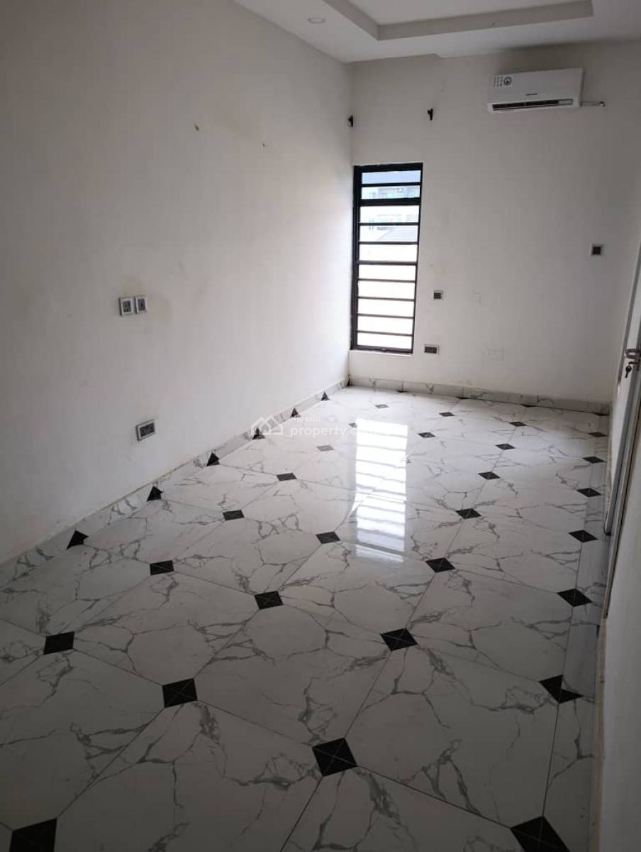 Serviced 2 Bedroom Flat, Conservation Area, Lekki Phase 2, Lekki, Lagos, Flat / Apartment for Rent