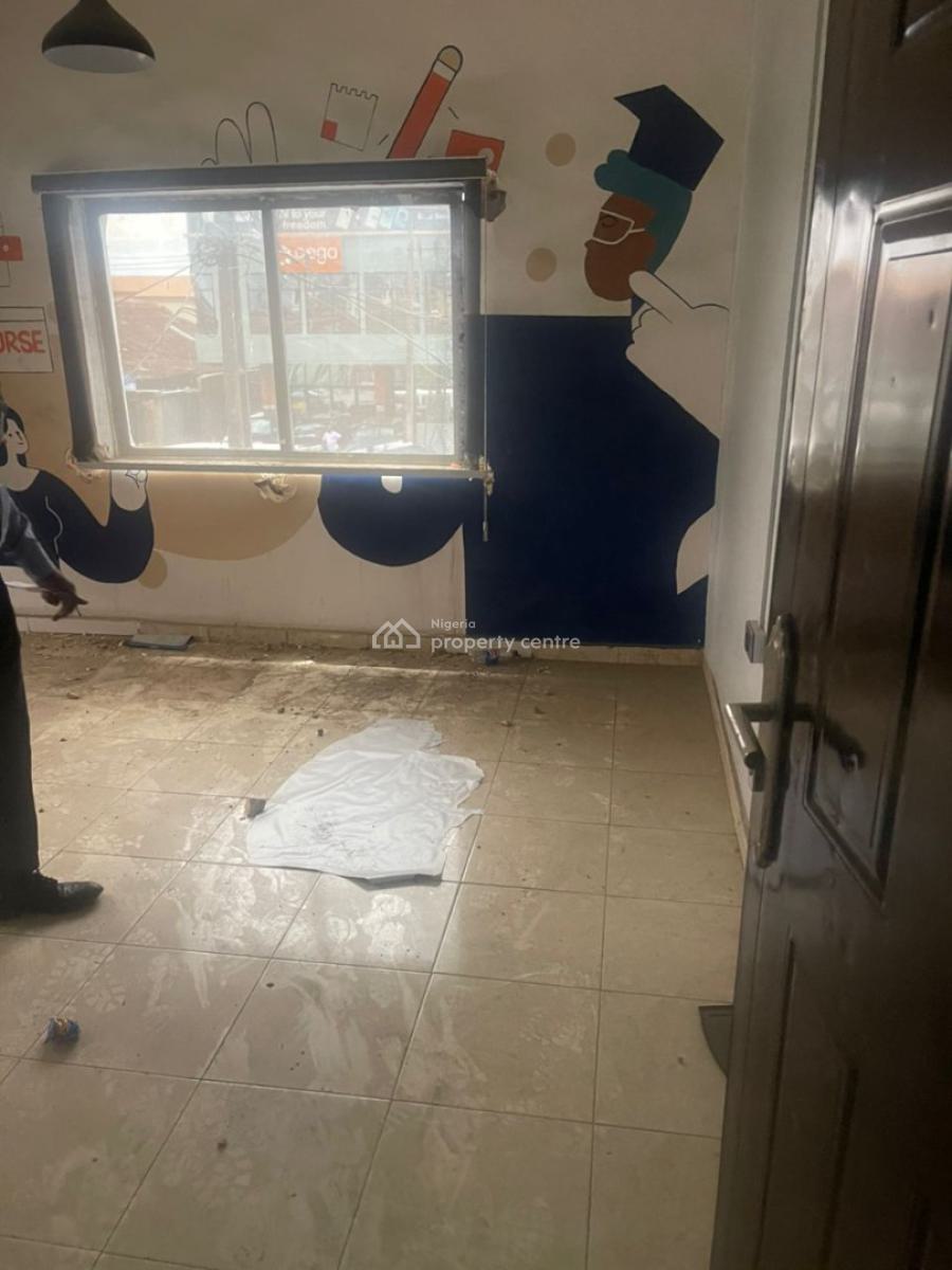 a Lovely 3 Bedroom Flat Office Space, Herbert Macaulay Way, Adekunle, Yaba, Lagos, Office Space for Rent