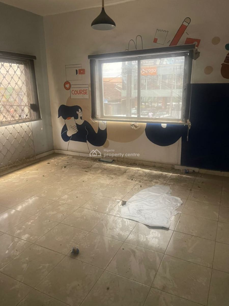 a Lovely 3 Bedroom Flat Office Space, Herbert Macaulay Way, Adekunle, Yaba, Lagos, Office Space for Rent