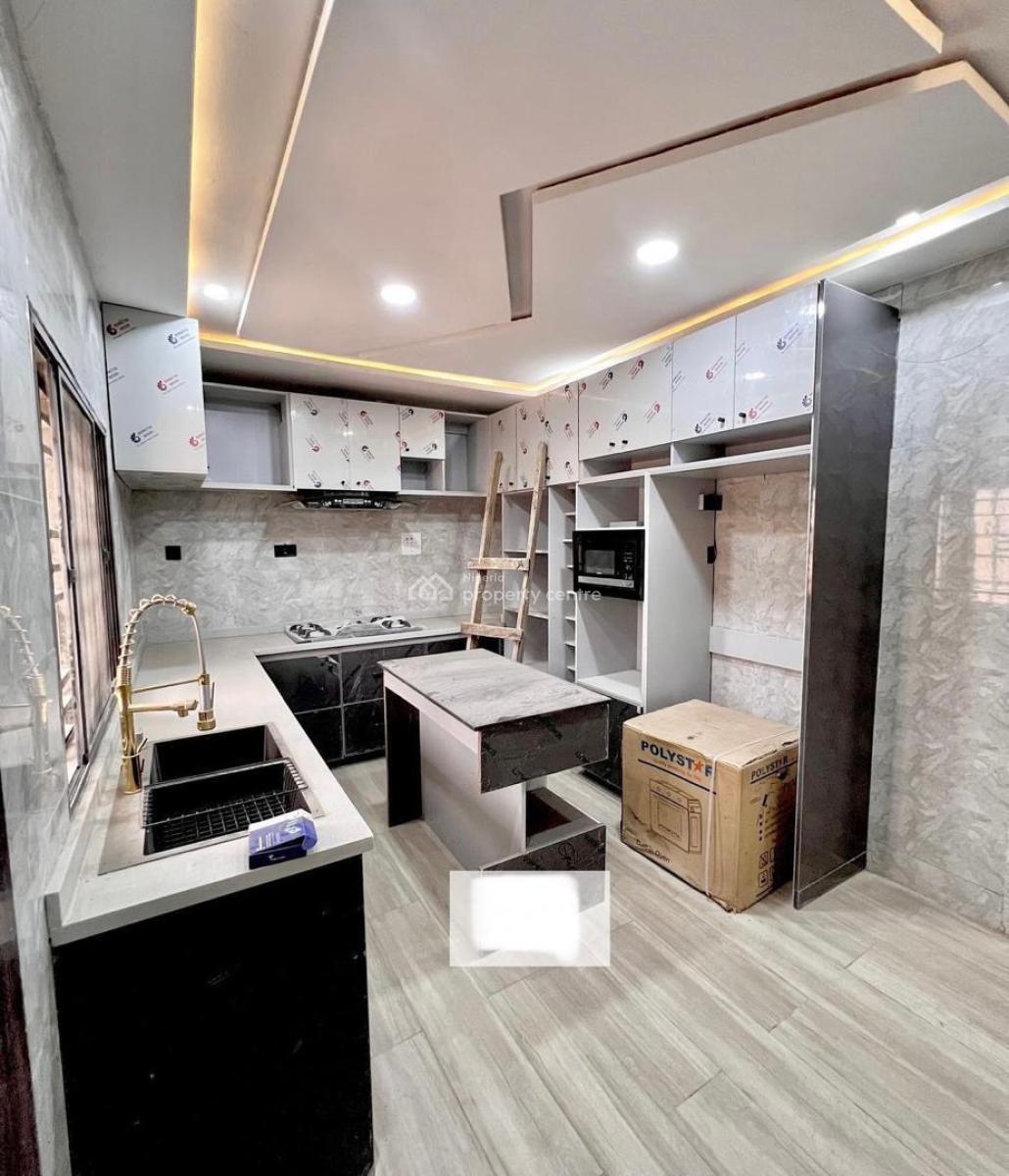 Exquisite 4 Bedroom Apartment with Bq, Wuye, Wuye, Abuja, Terraced Duplex for Sale