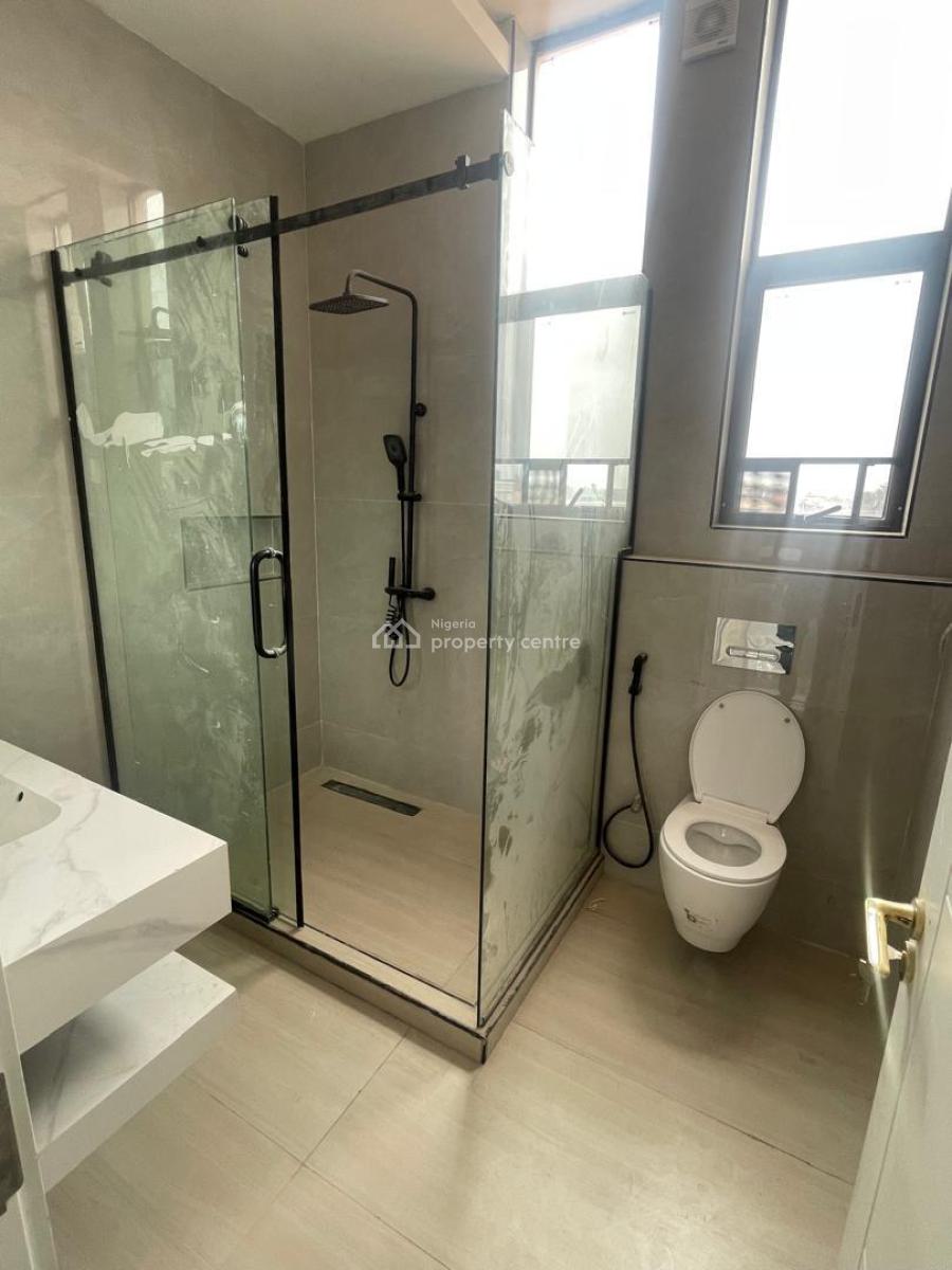 3 Bedrooms Flat, Off Admiralty Road, Lekki Phase 1, Lekki, Lagos, Flat / Apartment for Rent