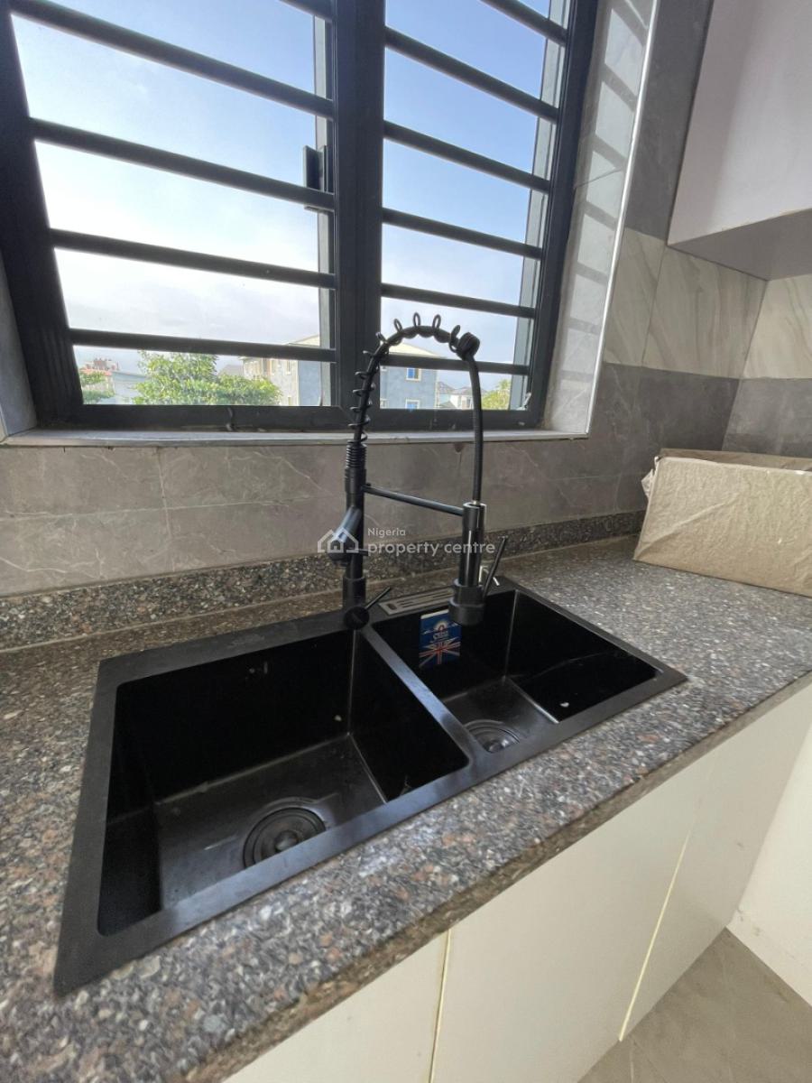 a Massive 3 Bedroom Flat, By Dkk Canaan Estate Opposite Skymall Ajah, Lekki Phase 2, Lekki, Lagos, Flat / Apartment for Rent