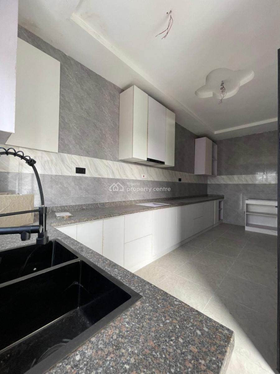 a Massive 3 Bedroom Flat, By Dkk Canaan Estate Opposite Skymall Ajah, Lekki Phase 2, Lekki, Lagos, Flat / Apartment for Rent