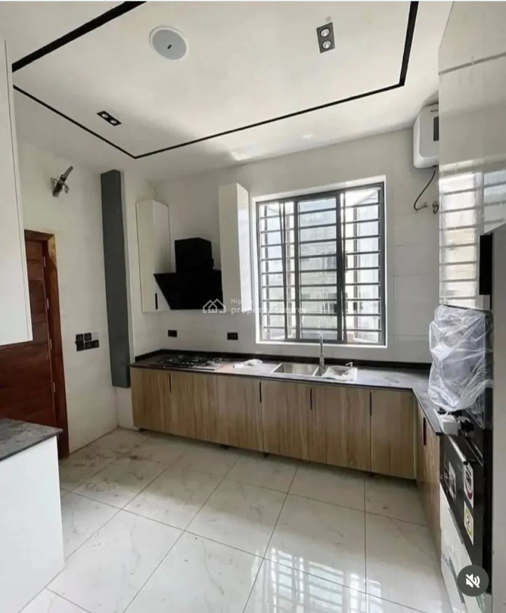 2-bedroom Apartment with Elevator & S/pool, Lekki, Lagos, Flat / Apartment for Sale