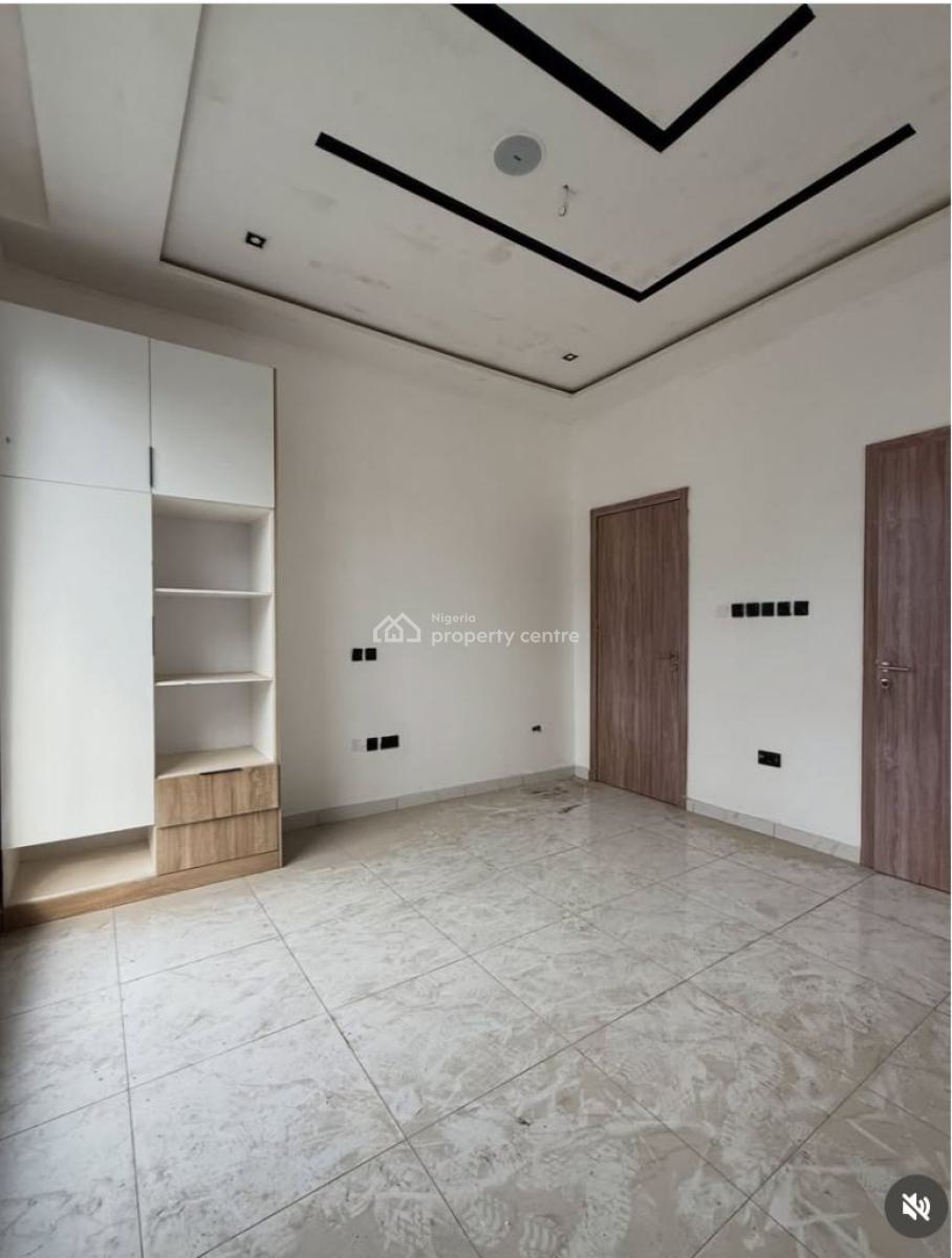 2-bedroom Apartment with Elevator & S/pool, Lekki, Lagos, Flat / Apartment for Sale