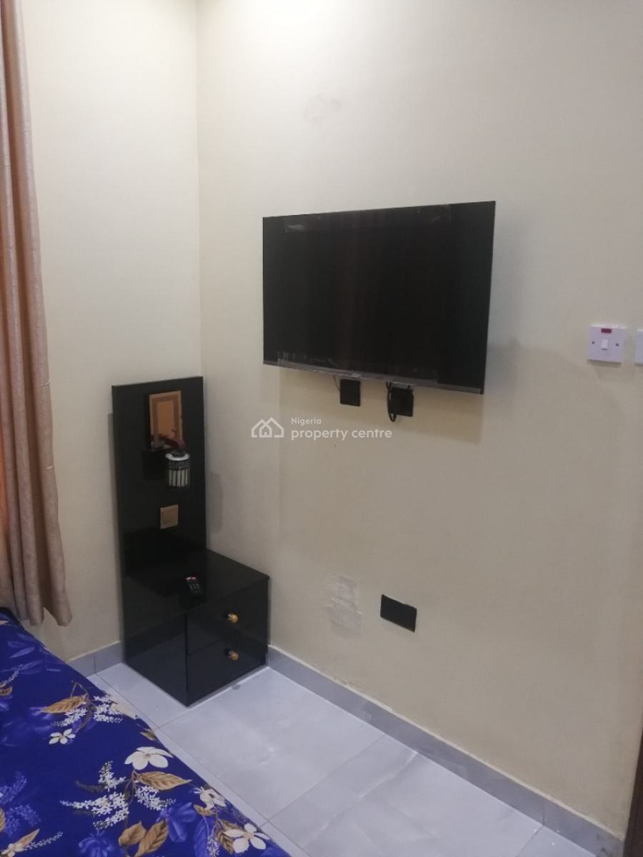 Sophisticated Room and Parlor, Omole, Omole Phase 2, Ikeja, Lagos, Mini Flat (room and Parlour) Short Let