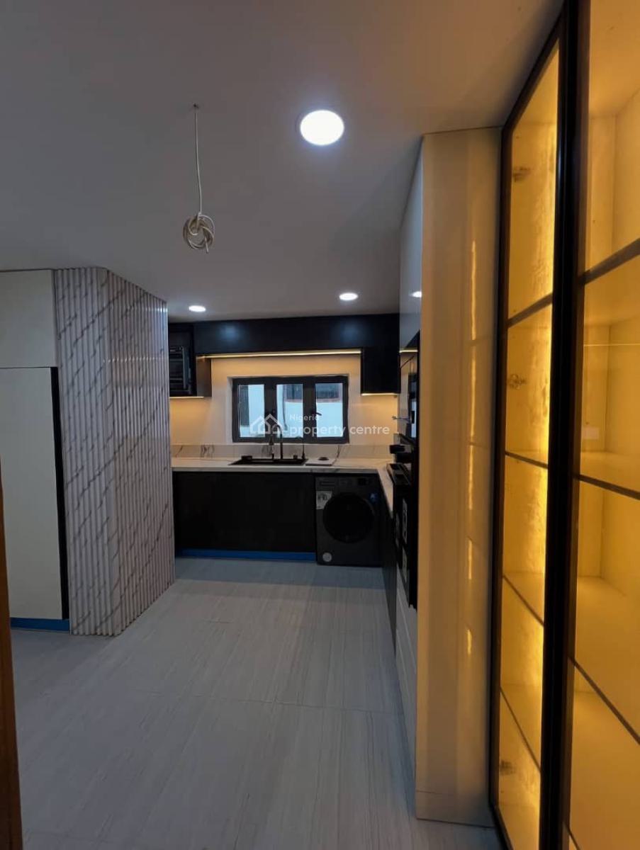 Beautifully Serviced 2 Bedroom Apartment Ikate 200m, Ikate, Lekki, Lagos, Flat / Apartment for Sale