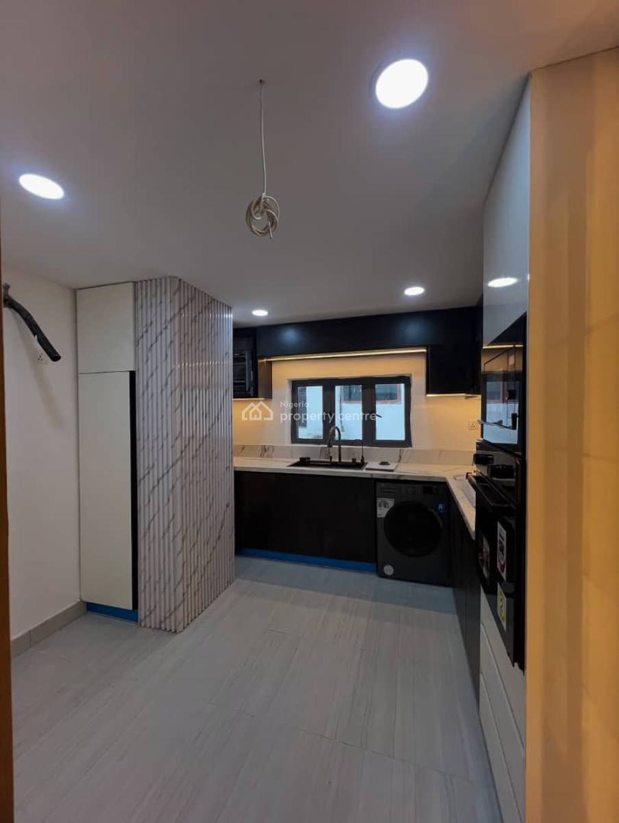 Beautifully Serviced 2 Bedroom Apartment Ikate 200m, Ikate, Lekki, Lagos, Flat / Apartment for Sale