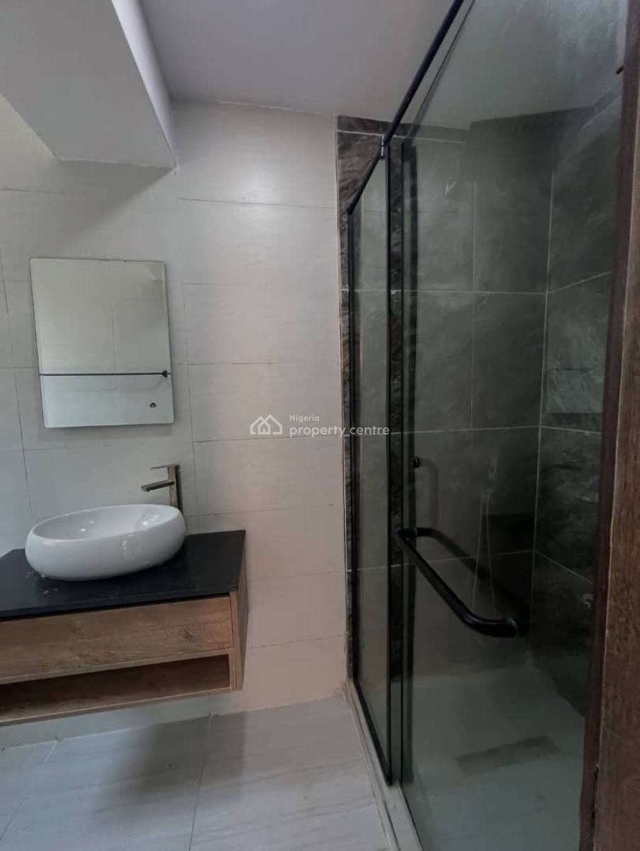 Beautifully Serviced 2 Bedroom Apartment Ikate 200m, Ikate, Lekki, Lagos, Flat / Apartment for Sale
