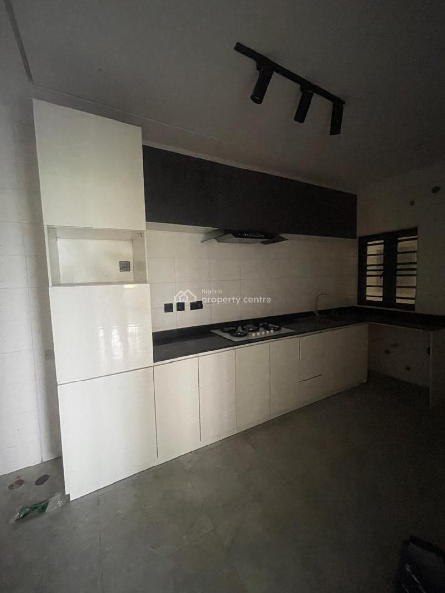 2 Bedroom Apartment, Ologolo, Lekki, Lagos, Flat / Apartment for Rent