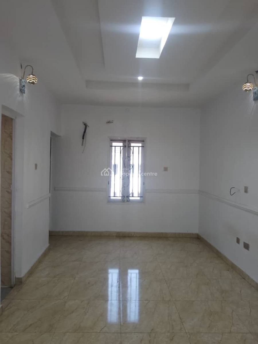 Luxurious 2 Bedrooms Flat, Upstair, Fijiso Estate, Abijo, Close to Shoprite, Ibeju Lekki, Lagos, Flat / Apartment for Rent