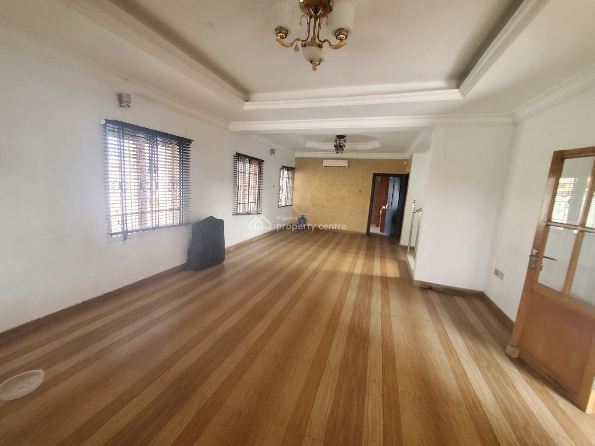 Spacious 4 Bedrooms Duplex, Opposite Emerald Estate, Ilaje, Ajah, Lagos, Semi-detached Duplex for Rent