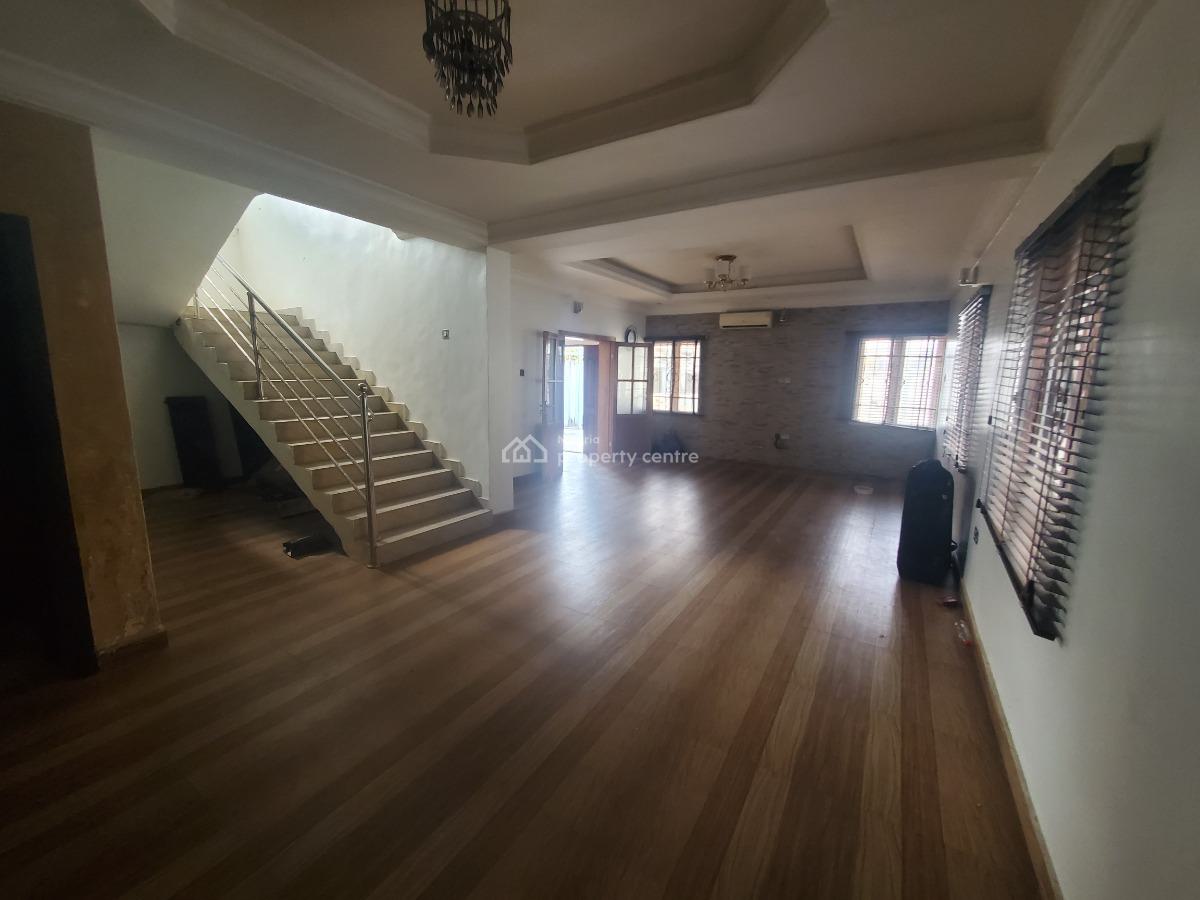 Spacious 4 Bedrooms Duplex, Opposite Emerald Estate, Ilaje, Ajah, Lagos, Semi-detached Duplex for Rent