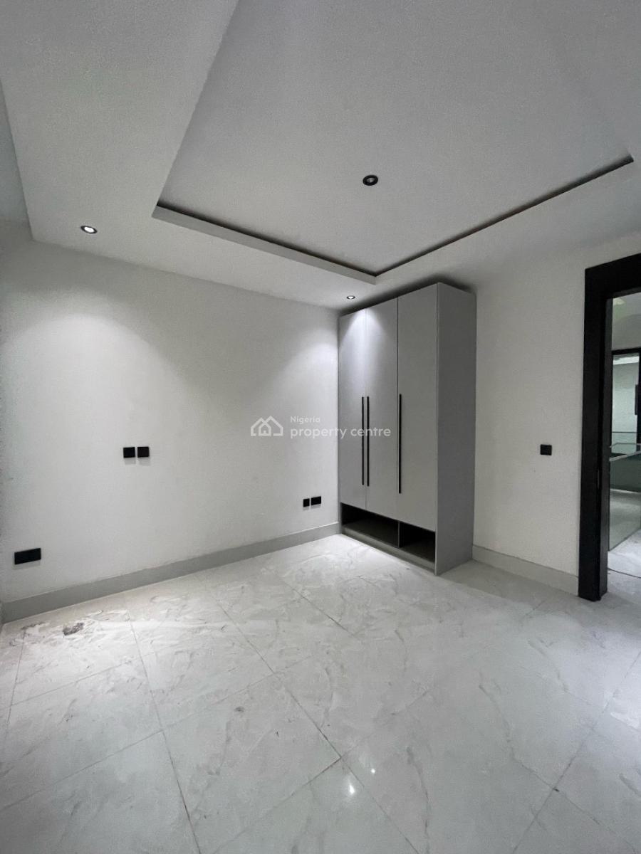 4 Bedrooms Terrace, Well Spacious with Bq, Ikoyi, Lagos, Terraced Duplex for Rent