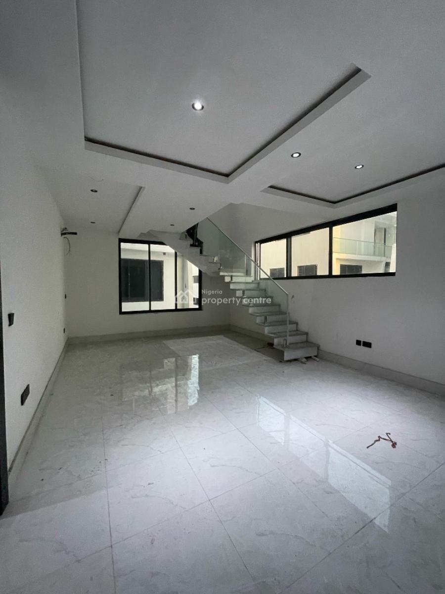 4 Bedrooms Terrace, Well Spacious with Bq, Ikoyi, Lagos, Terraced Duplex for Rent