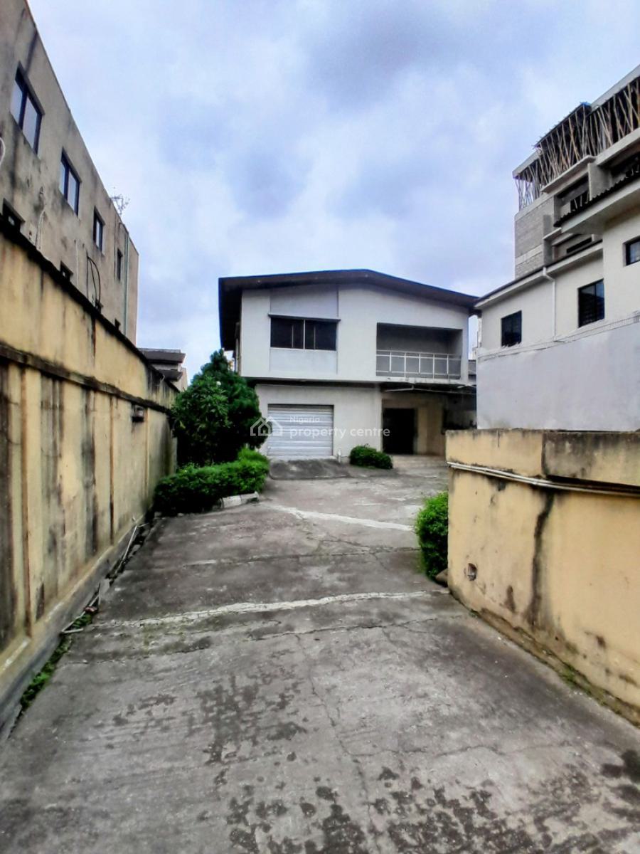 5 Bedrooms Detached Duplex + Two Bedrooms  Bq, Off Ajose  Adeogun Street, Victoria Island (vi), Lagos, Detached Duplex for Rent