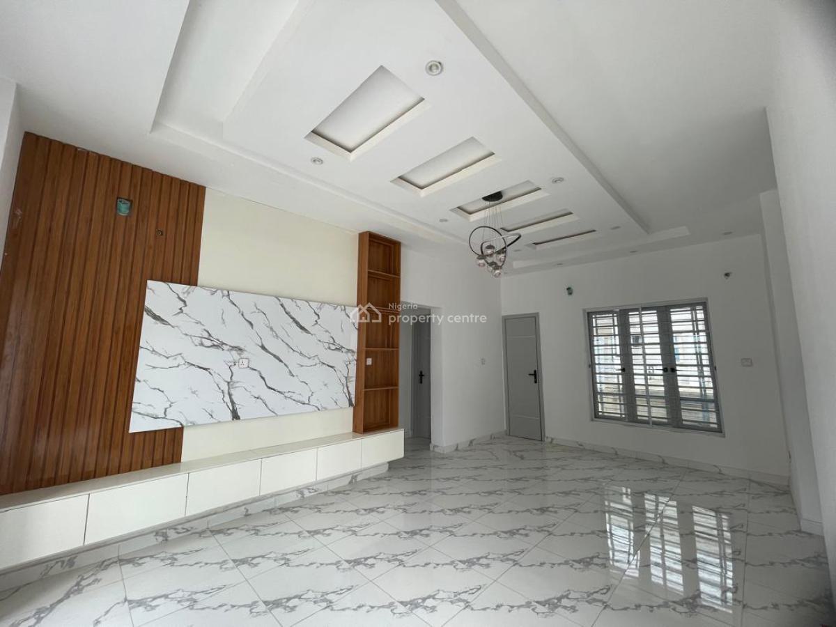 3 Bedroom Bungalow in an Estate with Golf and Resort, 3mins of The Lagos-ibadan Expressway, Mowe Town, Ogun, Detached Duplex for Sale