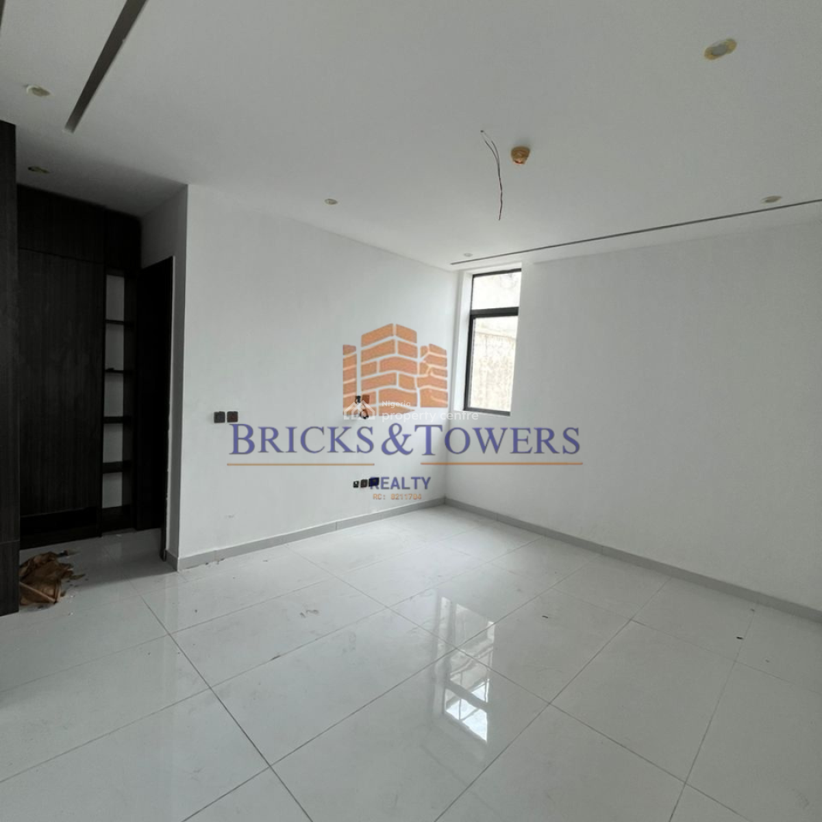 2 Bedroom Apartment, Lekki Phase 1, Lekki, Lagos, Flat / Apartment for Sale