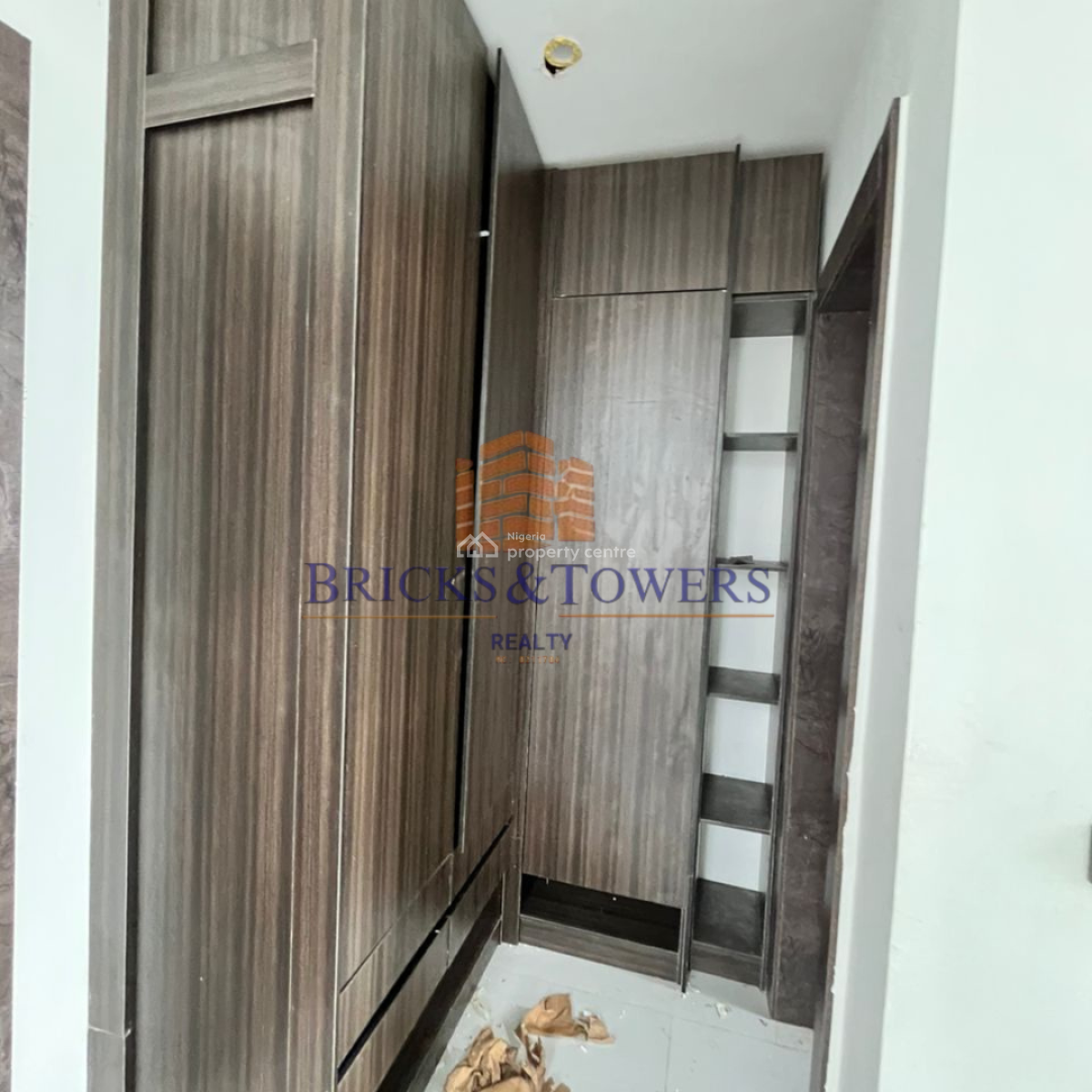 2 Bedroom Apartment, Lekki Phase 1, Lekki, Lagos, Flat / Apartment for Sale