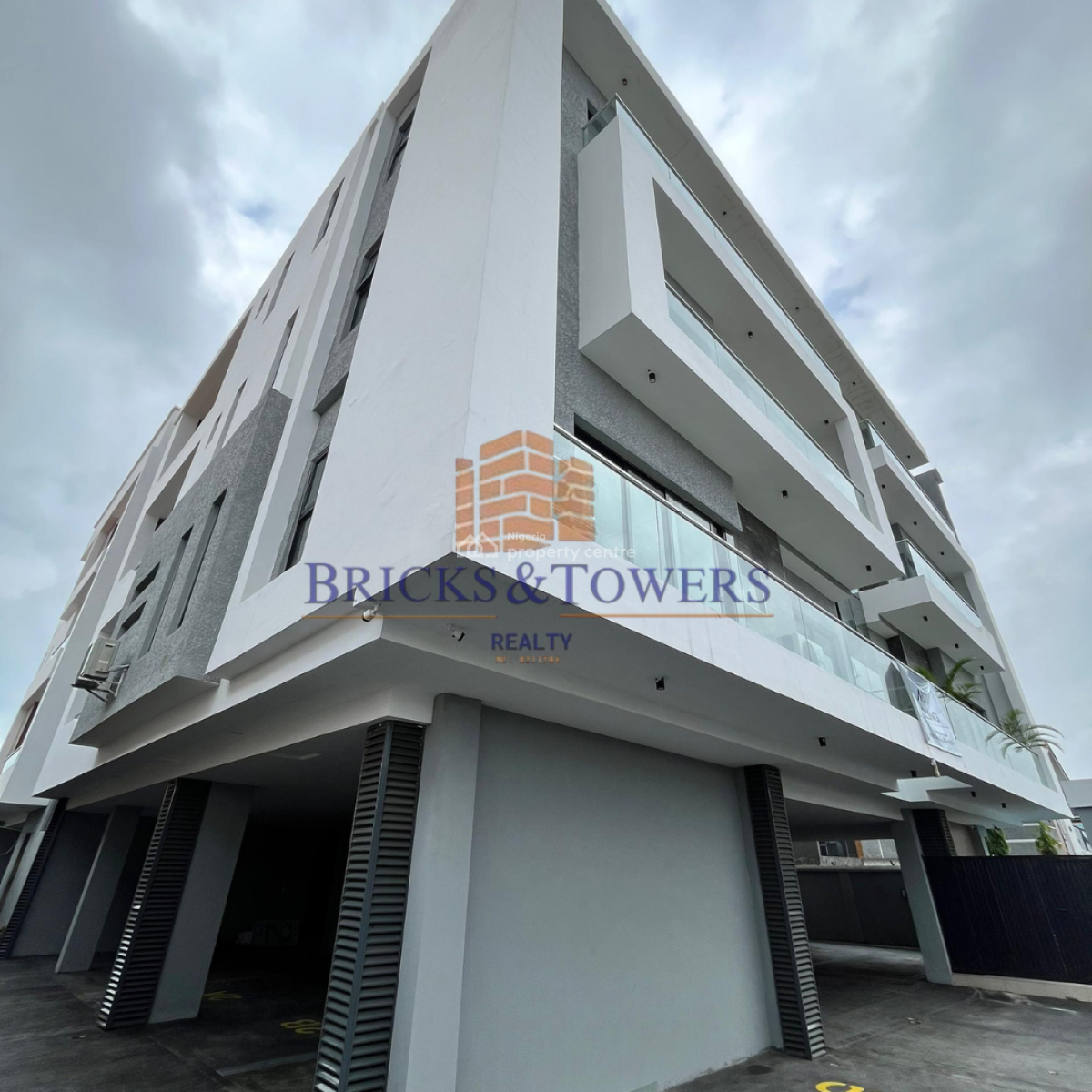 2 Bedroom Apartment + Bq, Lekki Phase 1, Lekki, Lagos, Flat / Apartment for Sale