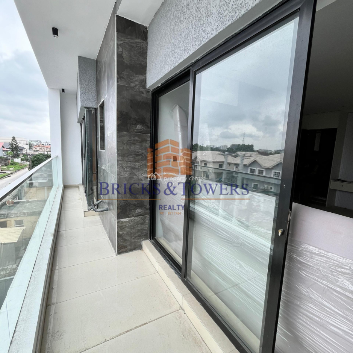 2 Bedroom Apartment + Bq, Lekki Phase 1, Lekki, Lagos, Flat / Apartment for Sale