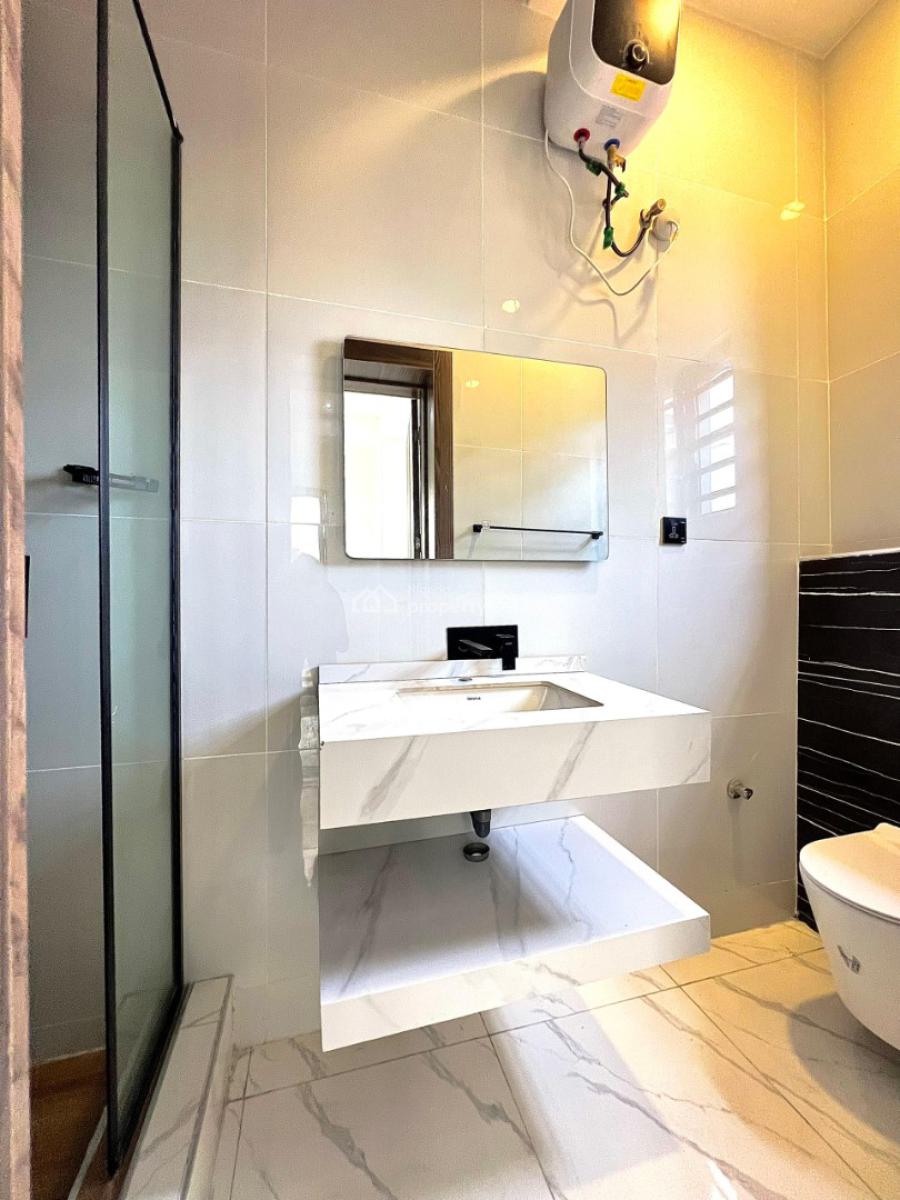 Luxury 2 Bedroom Apartment with Swimming Pool and Elevator., Lekki Phase 1, Lekki, Lagos, Flat / Apartment for Sale