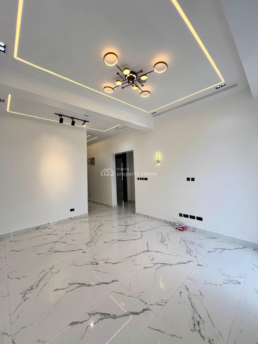 Luxury 2 Bedroom Apartment with Swimming Pool and Elevator., Lekki Phase 1, Lekki, Lagos, Flat / Apartment for Sale