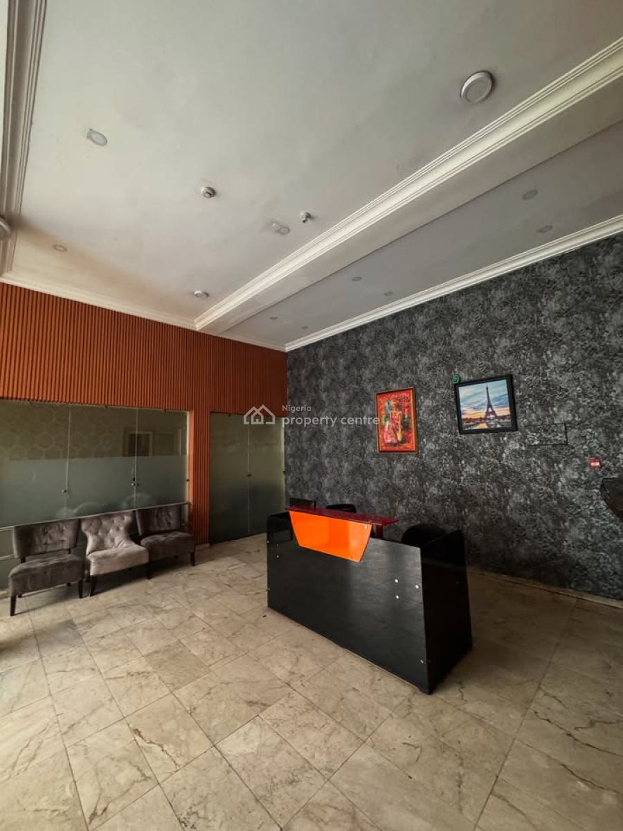 Fully Functional 18 Rooms Hotel in The Heart of Town, Off Woji Road, Gra Phase 2, Port Harcourt, Rivers, Hotel / Guest House for Sale