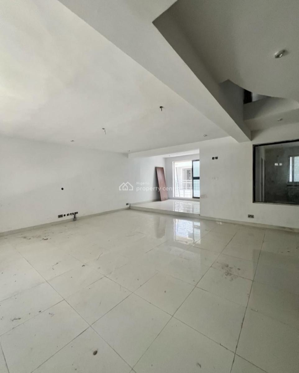 Newly Built and Serviced with 24/7 Power Supply 5 Bedroom En-suite Tow, Lekki Phase 1, Lekki, Lagos, Terraced Duplex for Rent
