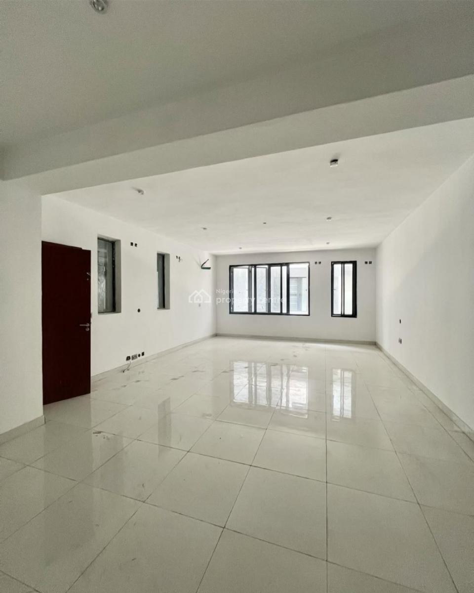 Newly Built and Serviced with 24/7 Power Supply 5 Bedroom En-suite Tow, Lekki Phase 1, Lekki, Lagos, Terraced Duplex for Rent