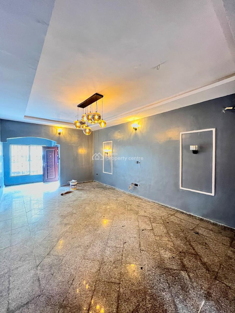 4 Bedrooms Terrace with Bq in a Secured Estate, Lekki Phase 1, Lekki, Lagos, Terraced Duplex for Rent