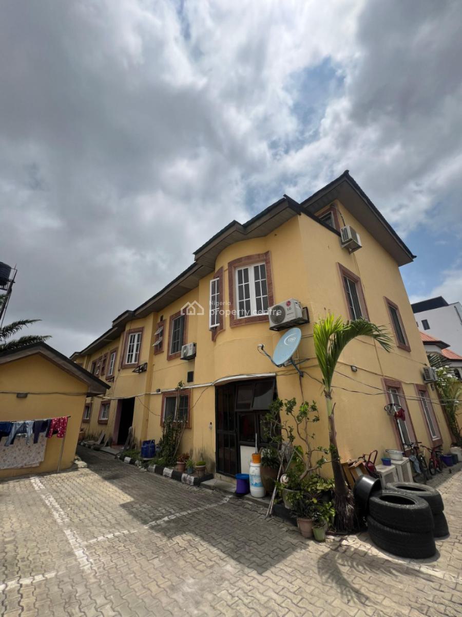 4 Bedrooms Terrace with Bq in a Secured Estate, Lekki Phase 1, Lekki, Lagos, Terraced Duplex for Rent