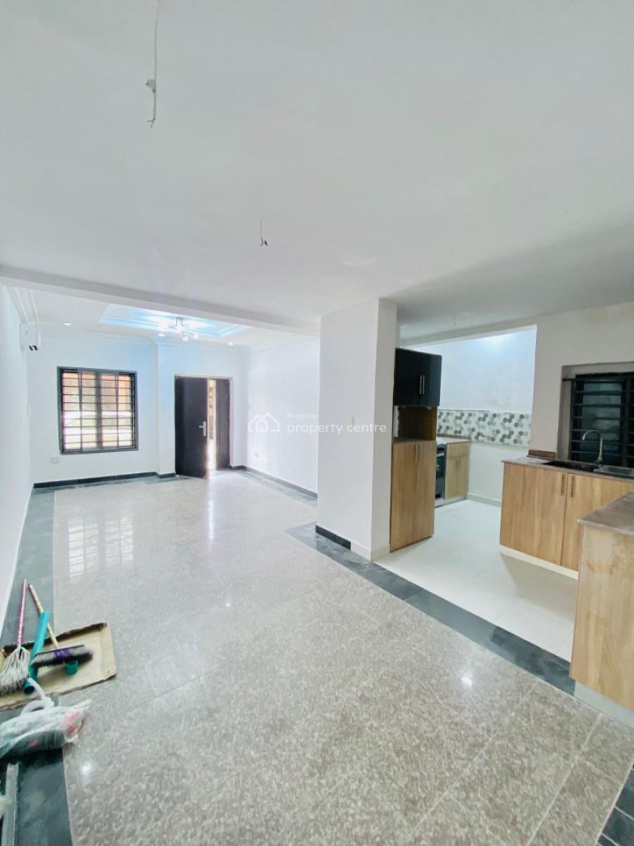 2 Bedrooms Fully Fitted Apartment with Bq in a Secure Estate, Lekki Phase 1, Lekki, Lagos, Flat / Apartment for Rent