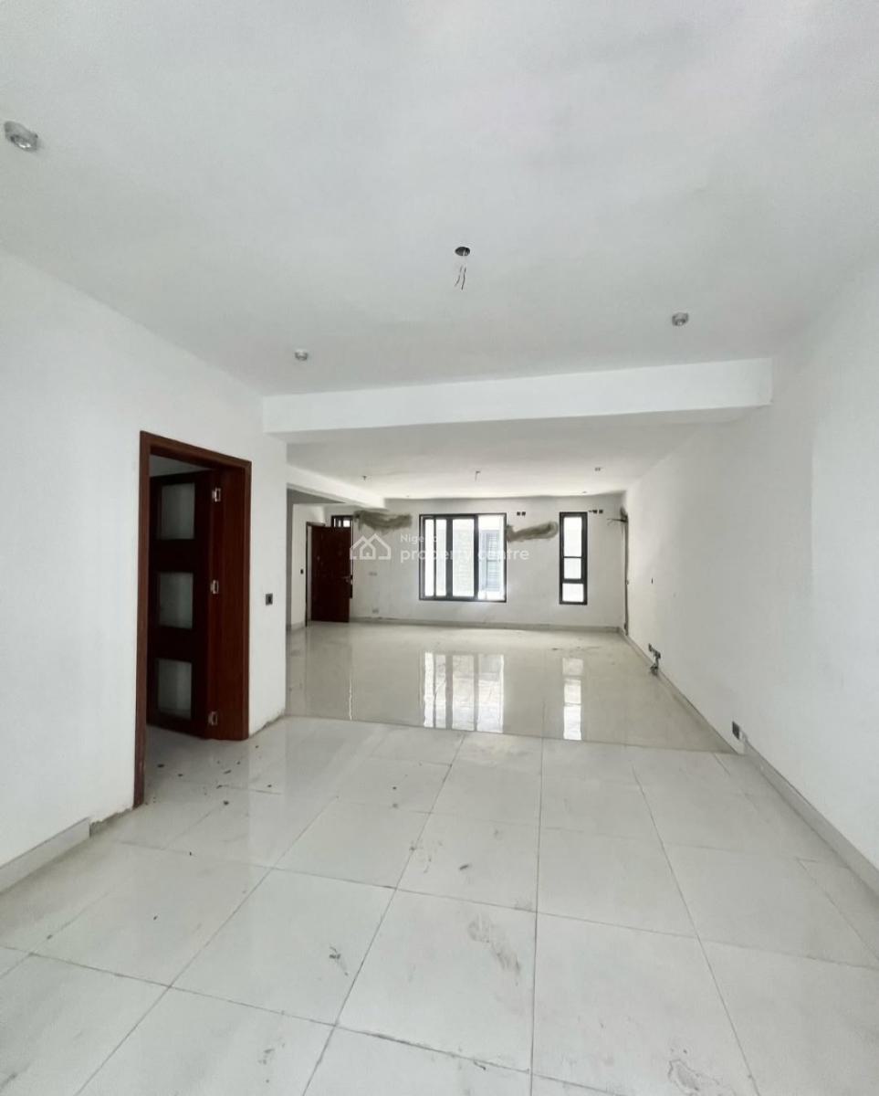 Newly Built and Serviced with 24/7 Power Supply 4 Bedroom En-suite Tow, Lekki Phase 1, Lekki, Lagos, Terraced Duplex for Rent