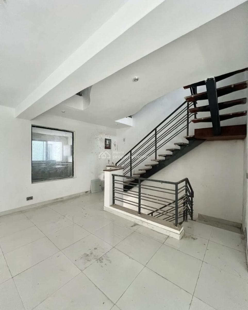 Newly Built and Serviced with 24/7 Power Supply 4 Bedroom En-suite Tow, Lekki Phase 1, Lekki, Lagos, Terraced Duplex for Rent