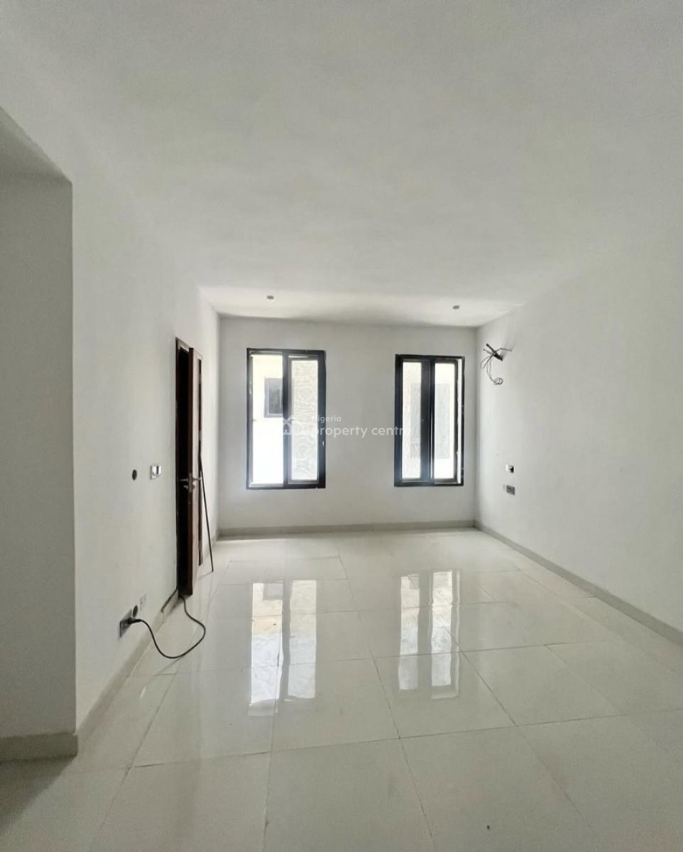 Newly Built and Serviced with 24/7 Power Supply 4 Bedroom En-suite Tow, Lekki Phase 1, Lekki, Lagos, Terraced Duplex for Rent