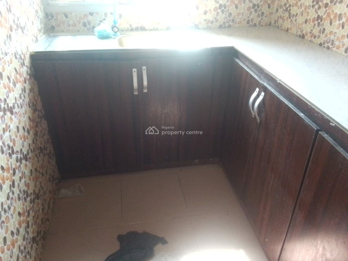 Luxury 2 Bedroom Flat with Excellent Features, Olokonla Rd, Ogombo, Ajah, Lagos, Flat / Apartment for Rent