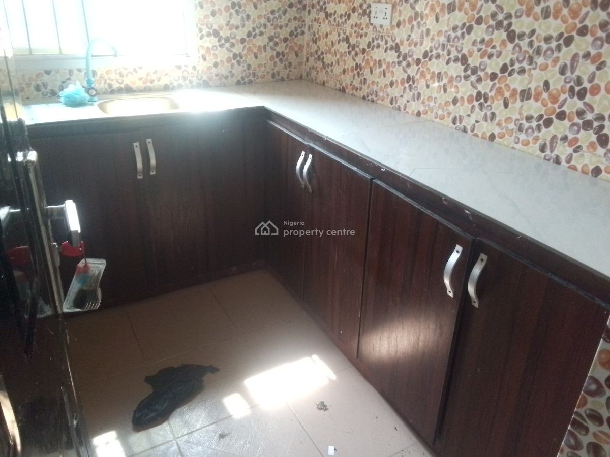 Luxury 2 Bedroom Flat with Excellent Features, Olokonla Rd, Ogombo, Ajah, Lagos, Flat / Apartment for Rent